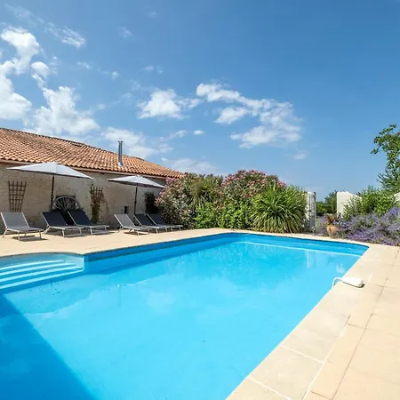 Hotel Domaine Chez Les Rois 4*