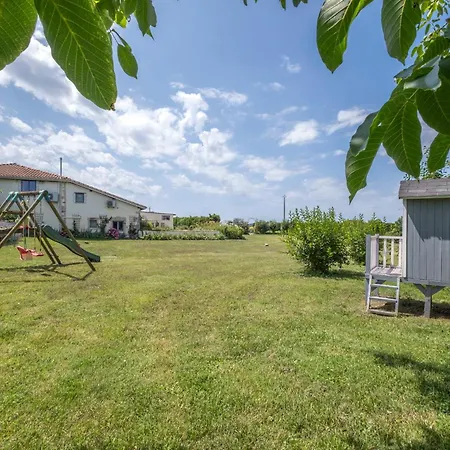 Hotel Domaine Chez Les Rois Berneuil (Charente)
